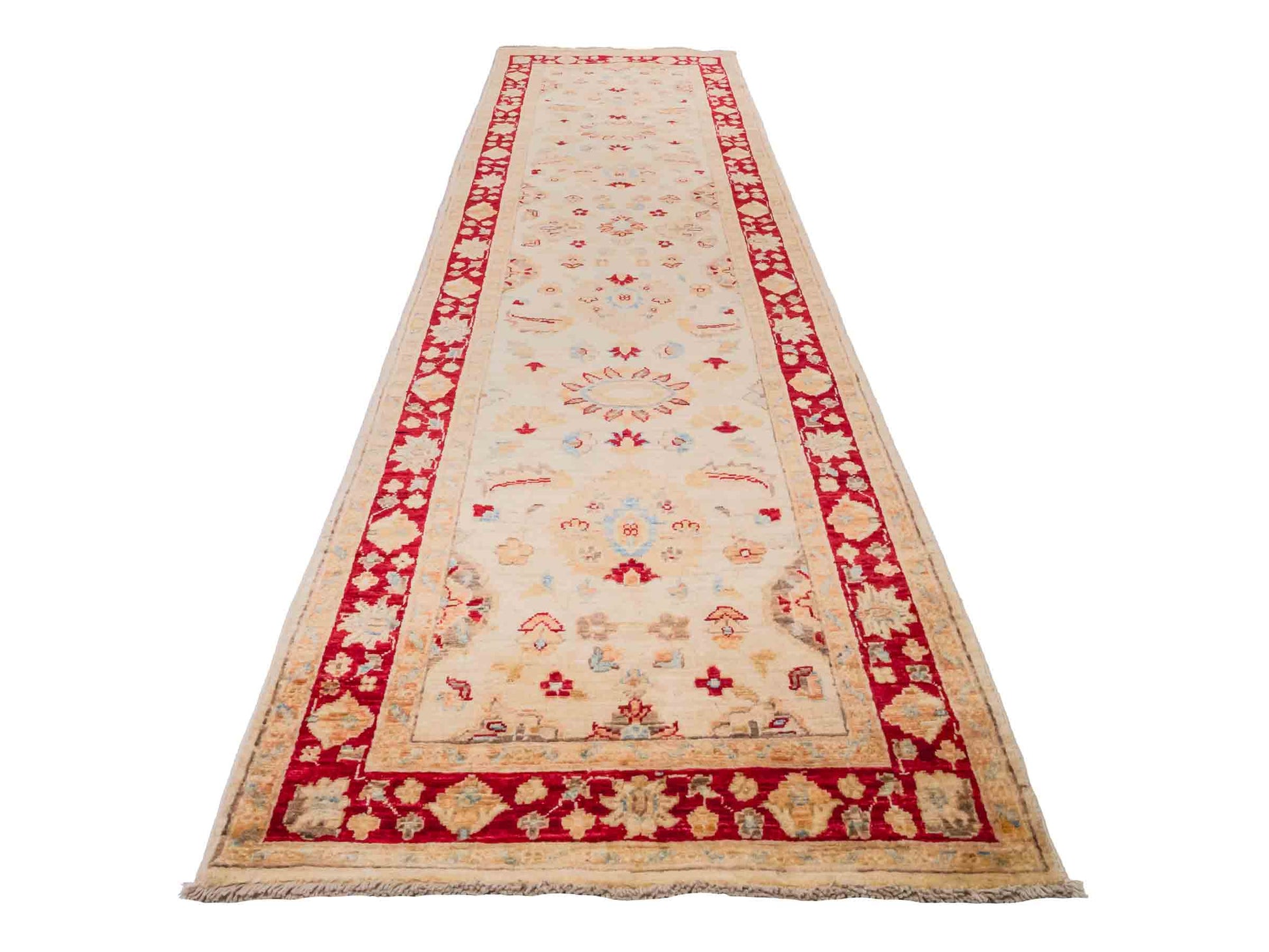 Handgeknüpfter Ziegler Farahan Läufer-Orientteppich von Khademi aus Wolle, beige, gold, rot. Klassisches Allover-Design. Traditionell von Hand geknüpft in Afghanistan. Größe: 302 cm x 81 cm. Teppichnummer: SB3-1167 | Jupiter Intl.