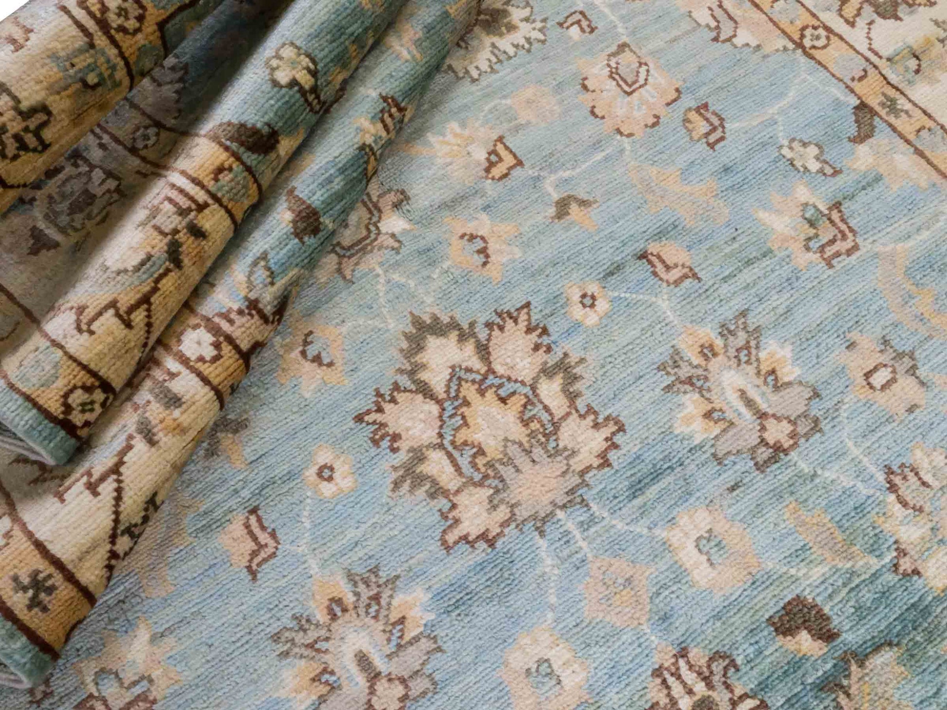 Handgeknüpfter Ziegler Farahan Läufer-Orientteppich von Khademi aus Wolle, blau, beige, gold. Klassisches Allover-Design. Traditionell von Hand geknüpft in Afghanistan. Größe: 338 cm x 121 cm. Teppichnummer: RB3-1031. Verkauf durch Jupiter Intl.