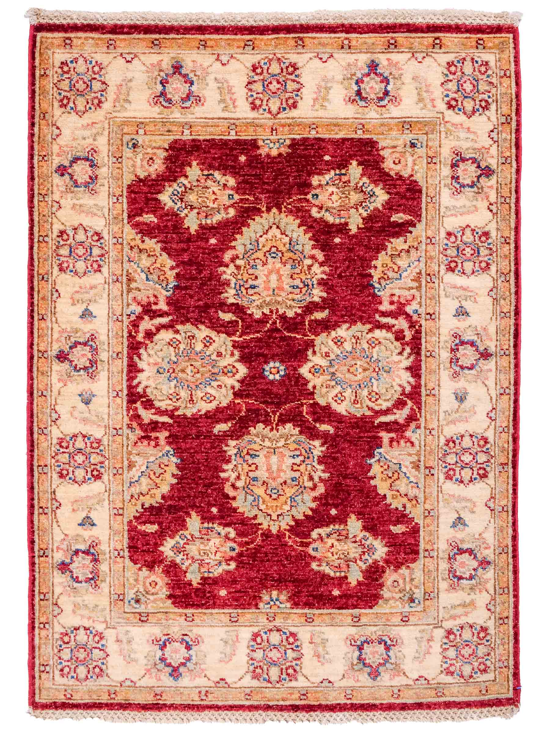Handgeknüpfter Ziegler Farahan Orientteppich von Khademi aus Wolle, rot, gold, beige. Klassisches Allover-Design. Traditionell von Hand geknüpft in Afghanistan. Größe: 117 cm x 80 cm. Teppichnummer: SB3-1023. Verkauf durch Jupiter Intl.