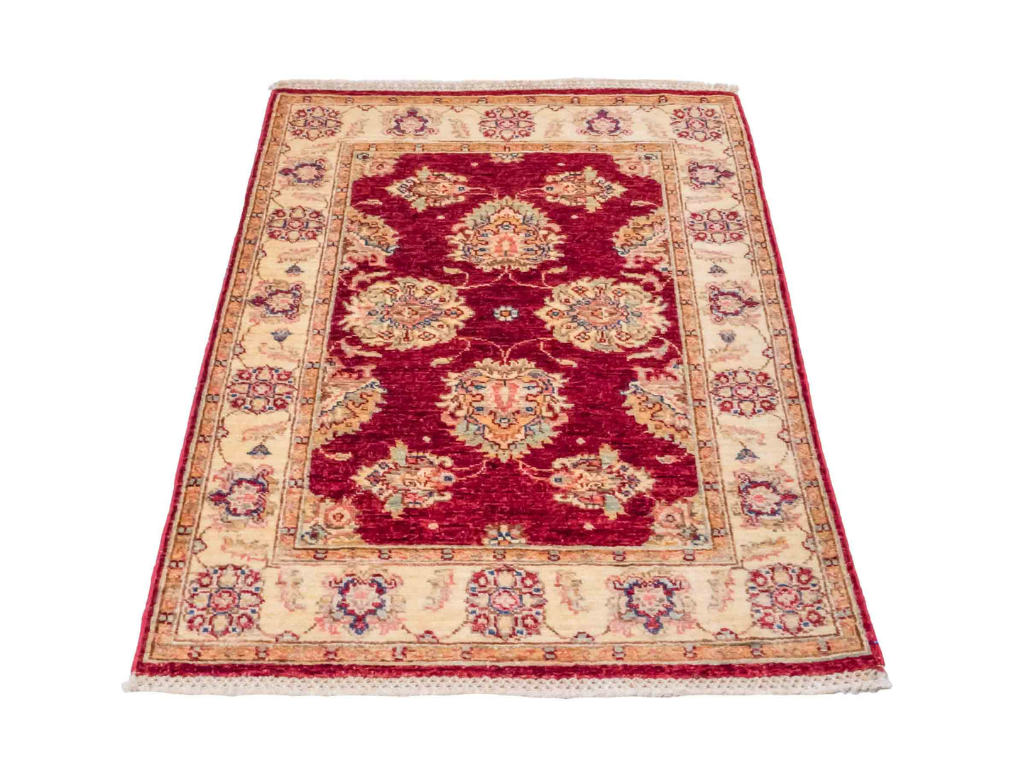 Handgeknüpfter Ziegler Farahan Orientteppich von Khademi aus Wolle, rot, gold, beige. Klassisches Allover-Design. Traditionell von Hand geknüpft in Afghanistan. Größe: 117 cm x 80 cm. Teppichnummer: SB3-1023. Verkauf durch Jupiter Intl.