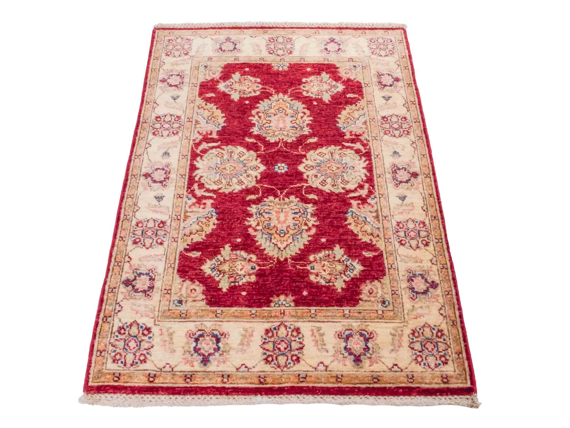 Handgeknüpfter Ziegler Farahan Orientteppich von Khademi aus Wolle, rot, gold, beige. Klassisches Allover-Design. Traditionell von Hand geknüpft in Afghanistan. Größe: 117 cm x 80 cm. Teppichnummer: SB3-1023. Verkauf durch Jupiter Intl.
