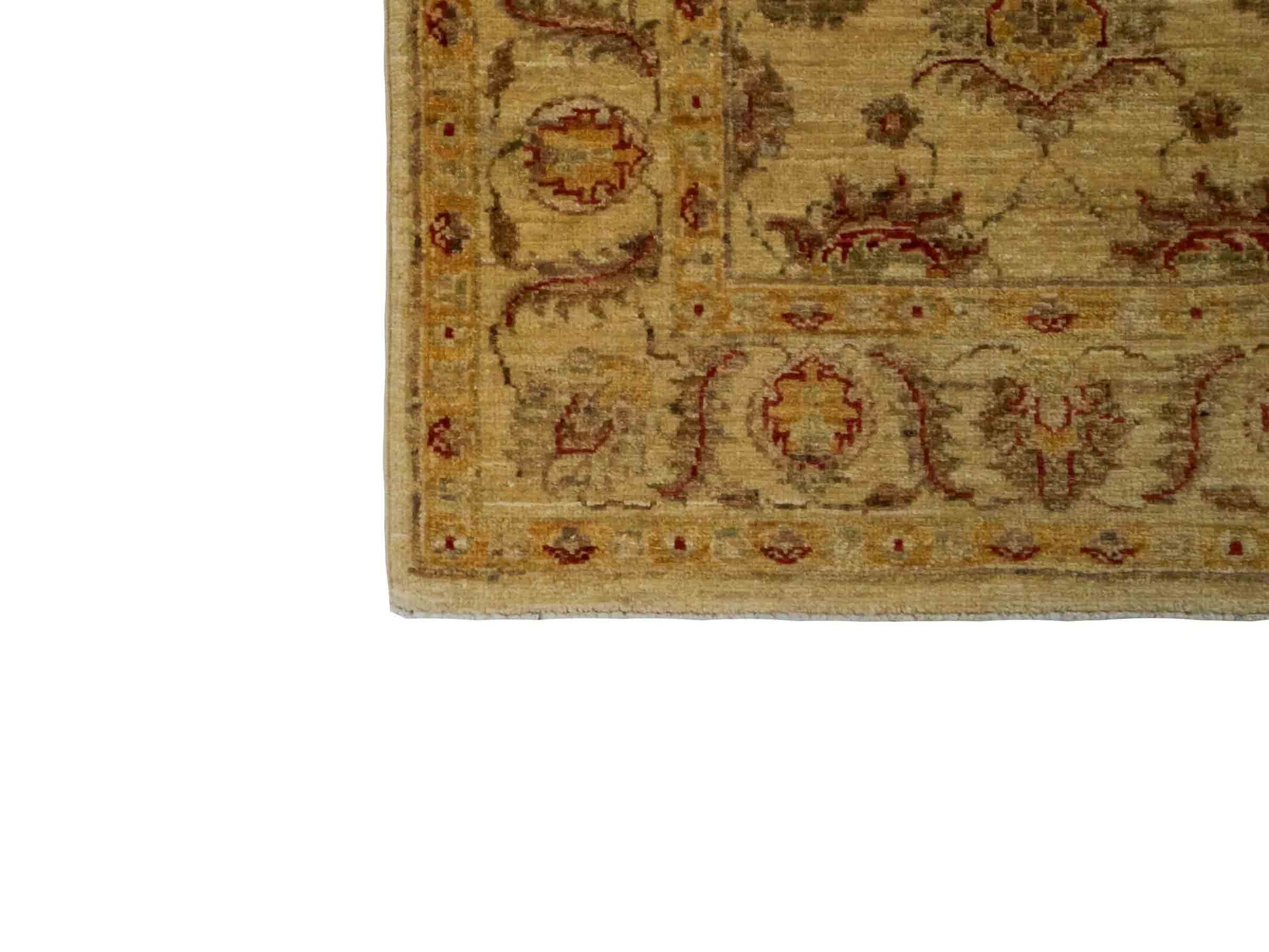 Handgeknüpfter Ziegler Farahan Orientteppich von Khademi aus Wolle, gold, beige. Klassisches Allover-Design. Traditionell von Hand geknüpft in Afghanistan. Größe: 118 cm x 78 cm. Teppichnummer: RB3-1043. Verkauf durch Jupiter Intl.