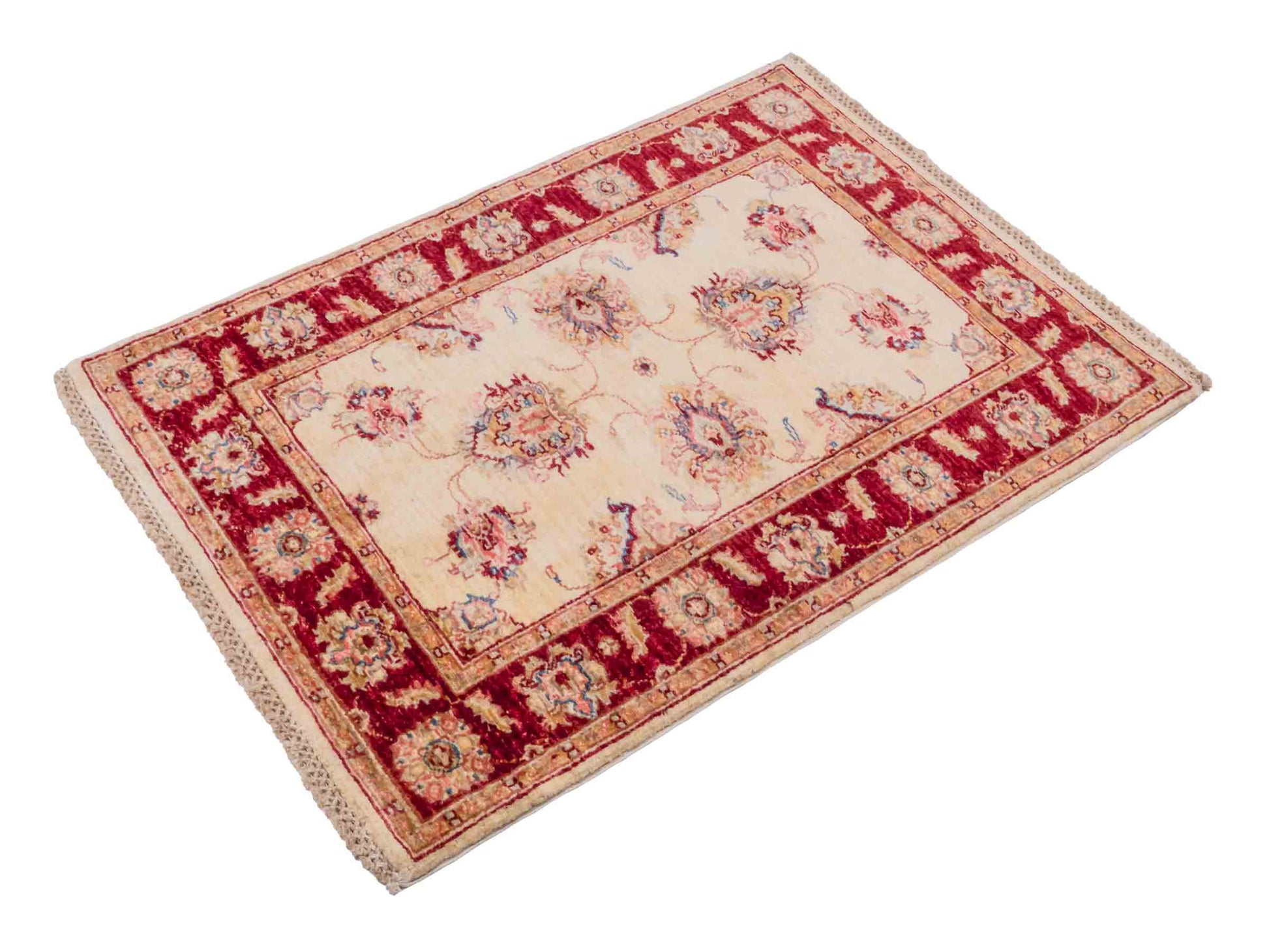 Handgeknüpfter Ziegler Farahan Orientteppich von Khademi aus Wolle, gold, beige, rot. Klassisches Allover-Design. Traditionell von Hand geknüpft in Afghanistan. Größe: 119 cm x 83 cm. Teppichnummer: SB3-1022. Verkauf durch Jupiter Intl.