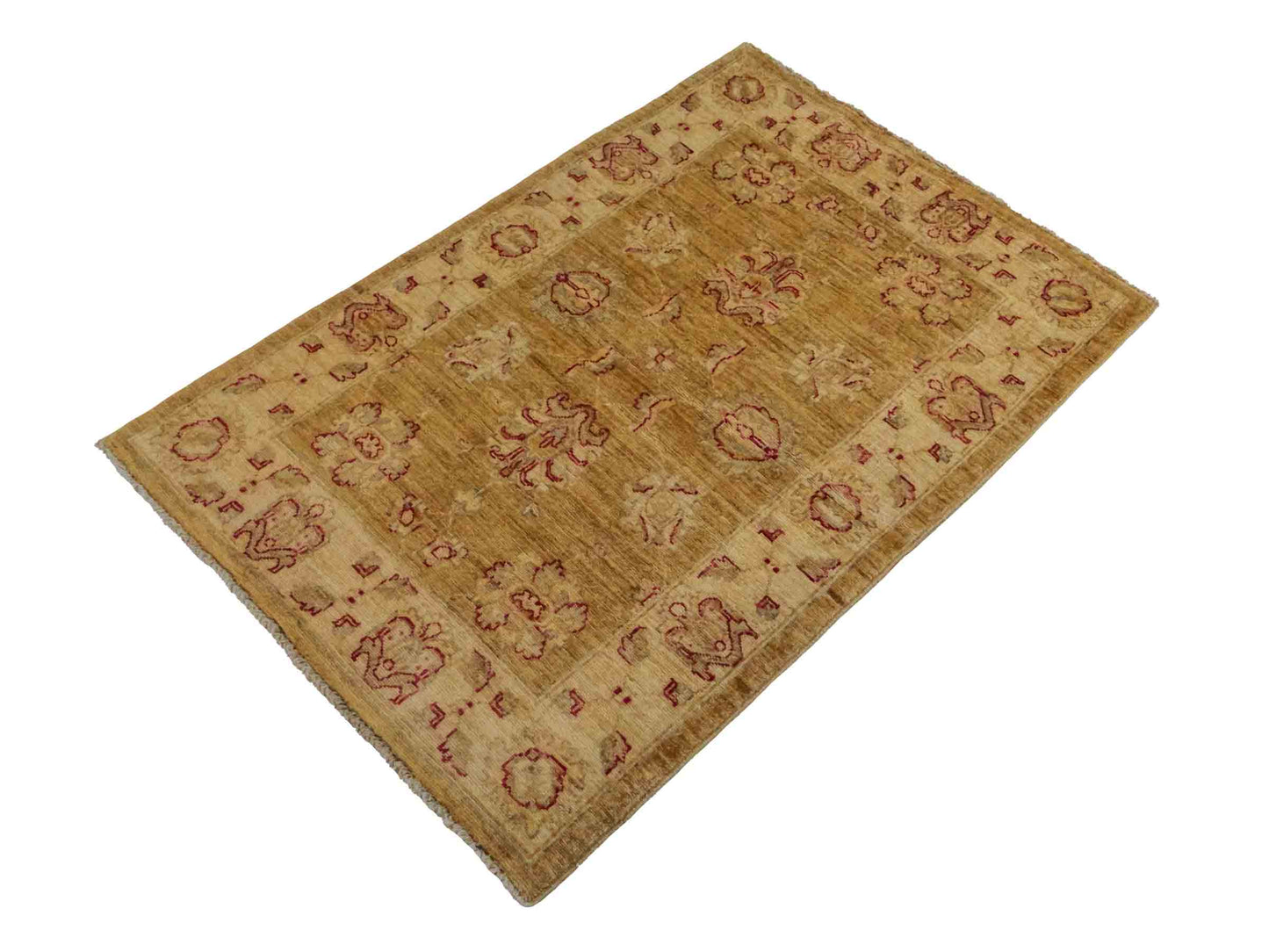 Handgeknüpfter Ziegler Farahan Orientteppich von Khademi aus Wolle, gold, beige. Klassisches Allover-Design. Traditionell von Hand geknüpft in Afghanistan. Größe: 121 cm x 80 cm. Teppichnummer: RB3-1025. Verkauf durch Jupiter Intl.