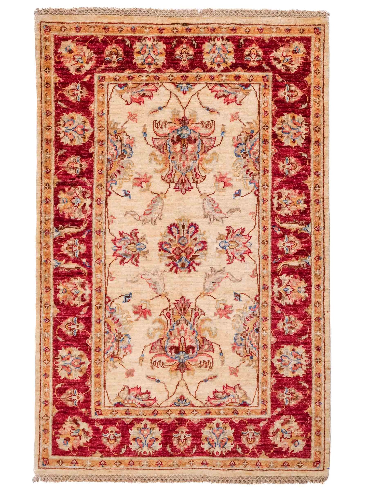 Handgeknüpfter Ziegler Farahan Orientteppich von Khademi aus Wolle, gold, beige, rot. Klassisches Allover-Design. Traditionell von Hand geknüpft in Afghanistan. Größe: 121 cm x 82 cm. Teppichnummer: SB3-1021. Verkauf durch Jupiter Intl.