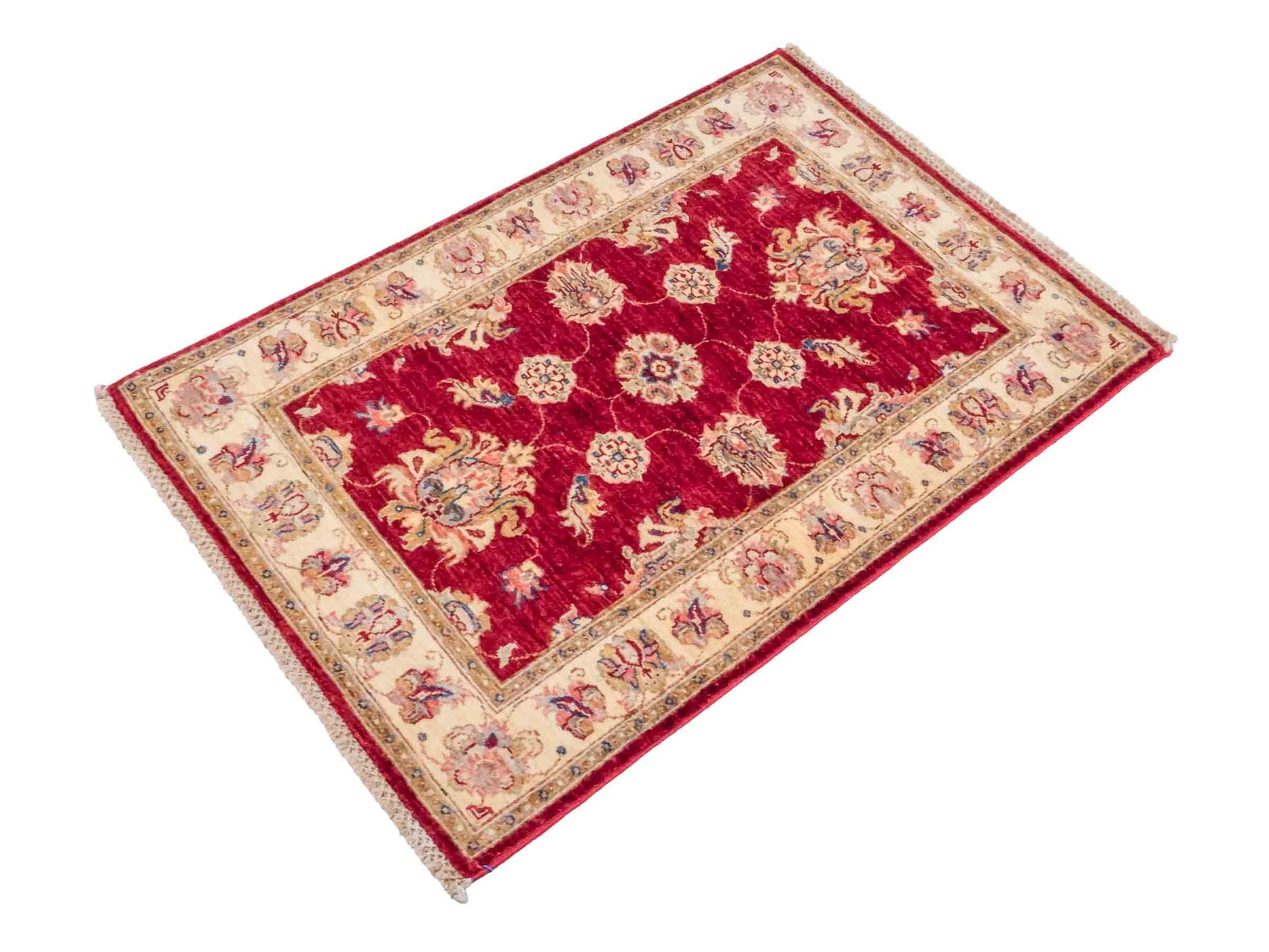 Handgeknüpfter Ziegler Farahan Orientteppich von Khademi aus Wolle, rot, gold, beige. Klassisches Allover-Design. Traditionell von Hand geknüpft in Afghanistan. Größe: 124 cm x 83 cm. Teppichnummer: SB3-1024. Verkauf durch Jupiter Intl.