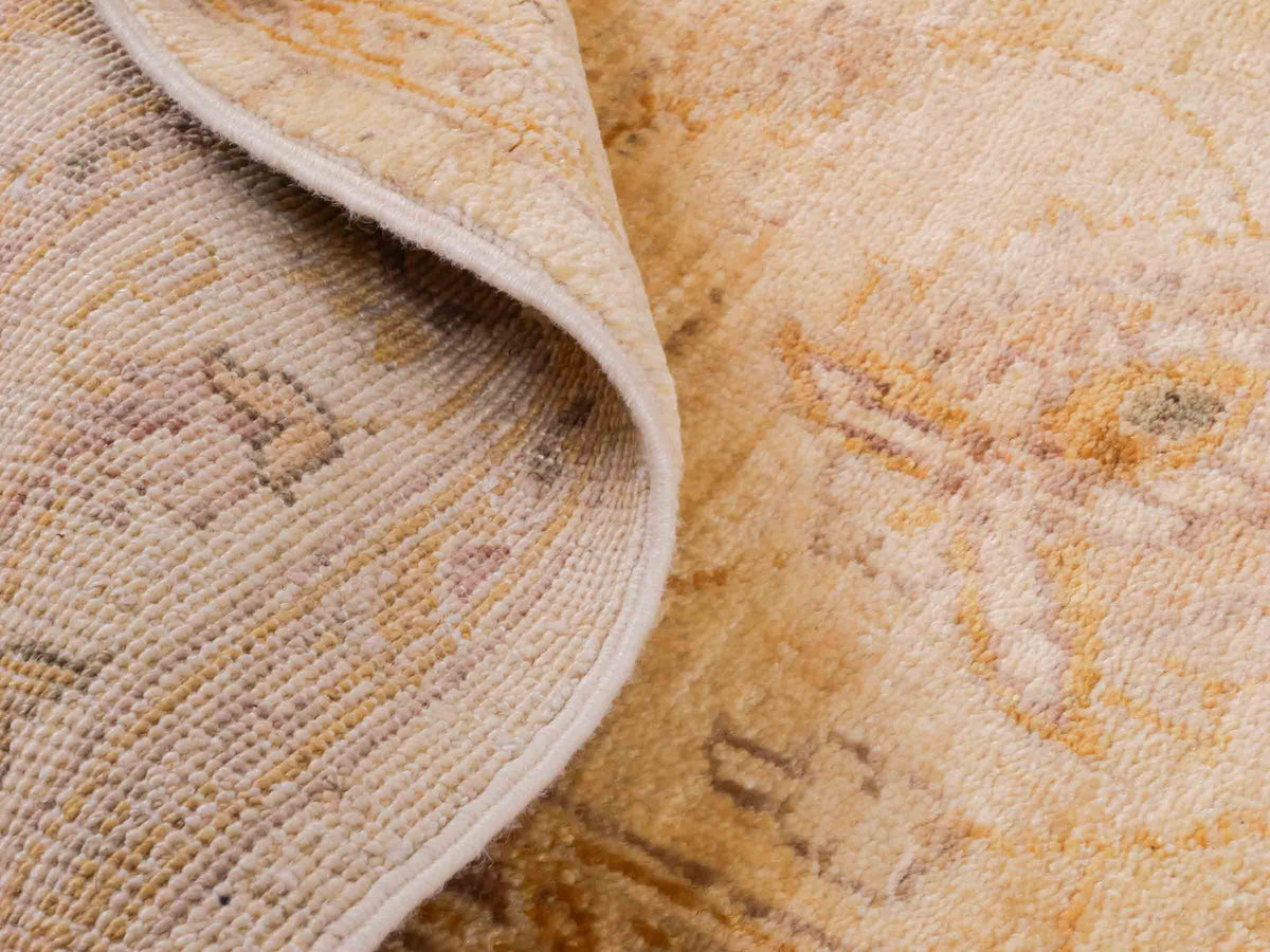 Handgeknüpfter Ziegler Farahan Orientteppich von Khademi aus Wolle, beige, gold. Klassisches Allover-Design. Traditionell von Hand geknüpft in Afghanistan. Größe: 180 cm x 120 cm. Teppichnummer: SB3-1119. Verkauf durch Jupiter Intl.