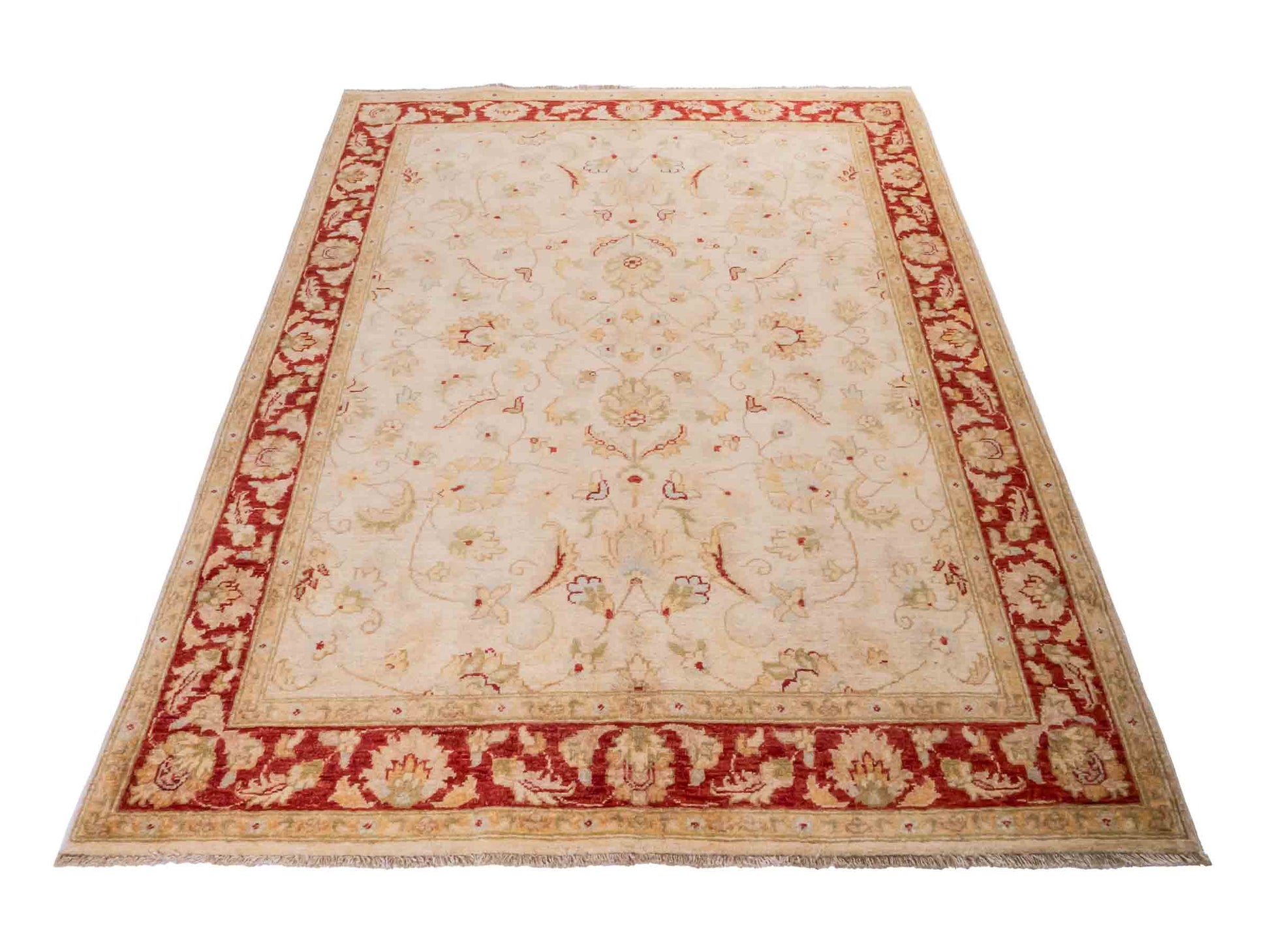 Handgeknüpfter Ziegler Farahan Orientteppich von Khademi aus Wolle, gold, beige, rot. Klassisches Allover-Design. Traditionell von Hand geknüpft in Afghanistan. Größe: 195 cm x 152 cm. Teppichnummer: SB3-1114. Verkauf durch Jupiter Intl.