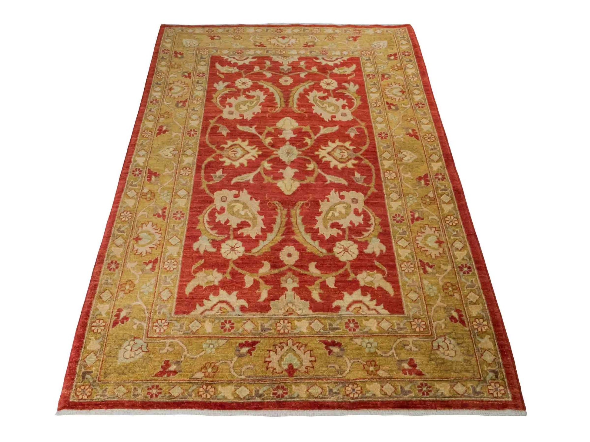 Handgeknüpfter Ziegler Farahan Orientteppich von Khademi aus Wolle, rot, gold. Klassisches Allover-Design. Traditionell von Hand geknüpft in Afghanistan. Größe: 196 cm x 135 cm. Teppichnummer: RB3-1014. Verkauf durch Jupiter Intl.