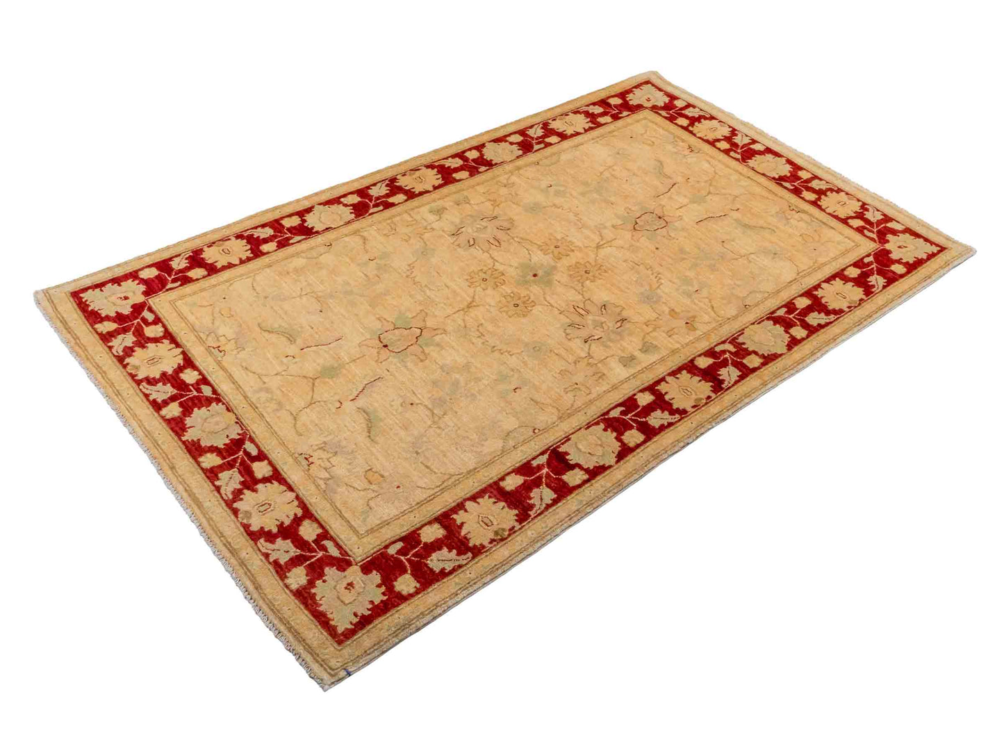 Handgeknüpfter Ziegler Farahan Orientteppich von Khademi aus Wolle, beige, gold, rot. Klassisches Allover-Design. Traditionell von Hand geknüpft in Afghanistan. Größe: 197 cm x 119 cm. Teppichnummer: SB3-1130. Verkauf durch Jupiter Intl.