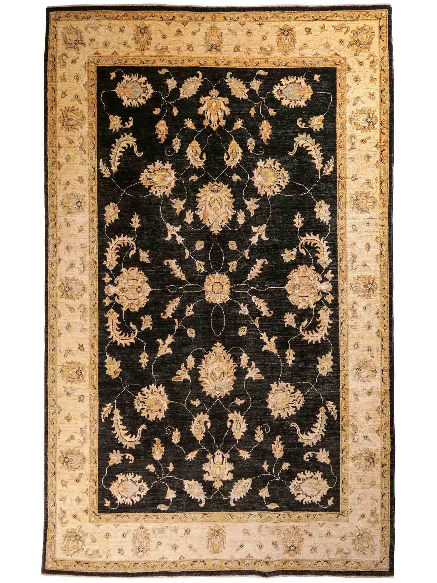 Handgeknüpfter Ziegler Farahan Orientteppich von Khademi aus Wolle, schwarz, gold, beige. Klassisches Allover-Design. Traditionell von Hand geknüpft in Afghanistan. Größe: 296 cm x 202 cm. Teppichnummer: RB3-1040. Verkauf durch Jupiter Intl.