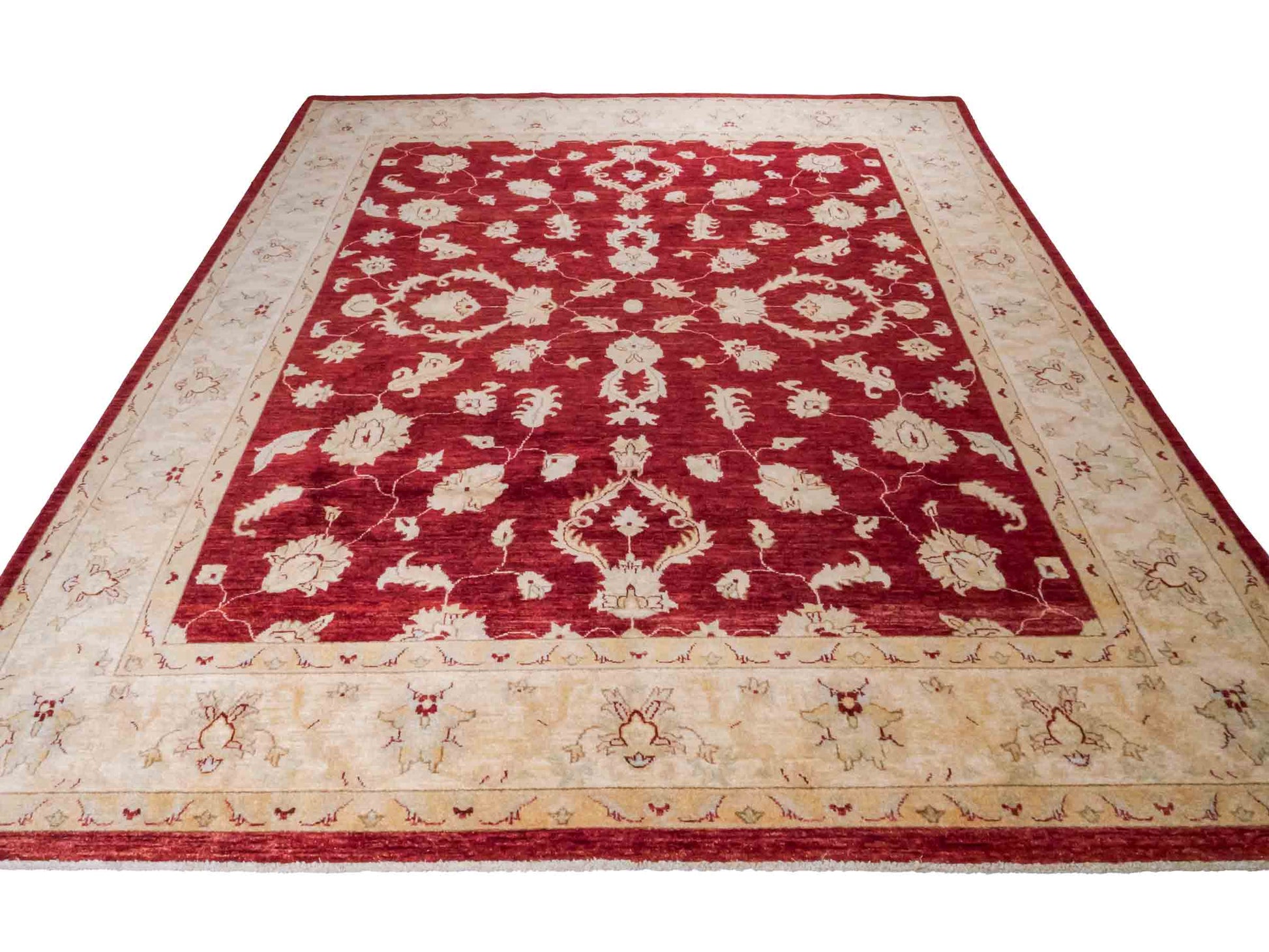 Handgeknüpfter Ziegler Farahan Orientteppich von Khademi aus Wolle, rot, weinrot, gold, beige. Klassisches Allover-Design. Traditionell von Hand geknüpft in Afghanistan. Größe: 309 cm x 248 cm. Teppichnummer: RB3-1022. Verkauf durch Jupiter Intl.