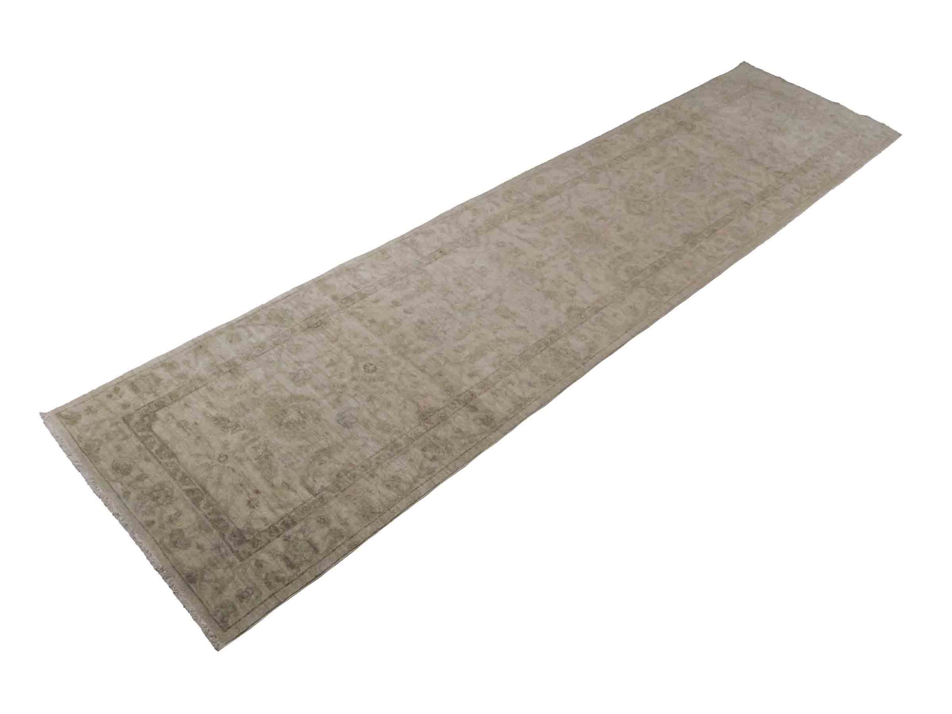 Handgeknüpfter Ziegler Farahan Läufer-Orientteppich von Khademi aus Wolle, beige. Klassisches Allover-Design. Von Hand geknüpft in Afghanistan. Größe: 321 cm x 75 cm. Teppichnummer: RB3-1000. Verkauf durch Jupiter Intl.