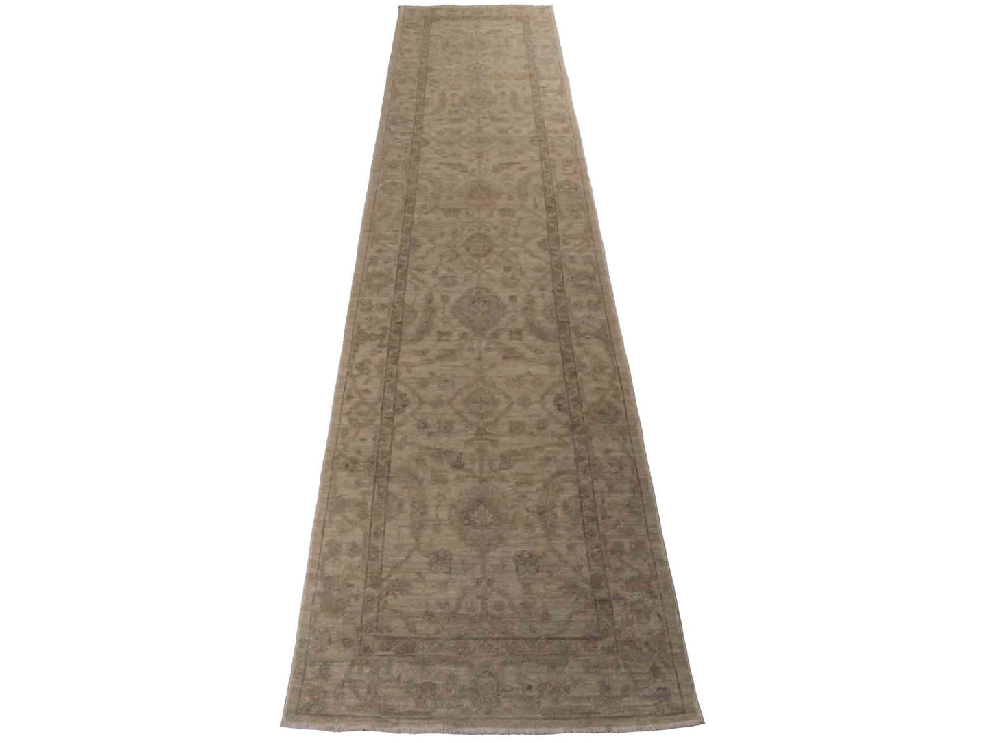 Handgeknüpfter Ziegler Farahan Läufer-Orientteppich von Khademi aus Wolle, beige. Klassisches Allover-Design. Von Hand geknüpft in Afghanistan. Größe: 321 cm x 75 cm. Teppichnummer: RB3-1000. Verkauf durch Jupiter Intl.