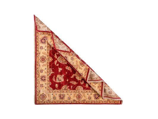 Quadratischer, handgeknüpfter Ziegler Farahan Orientteppich von Khademi aus Wolle, rot, beige. Klassisch-traditionell von Hand geknüpft in Afghanistan. Größe: 160 cm x 155 cm. Teppichnummer: SB3-1136 | Jupiter Intl.
