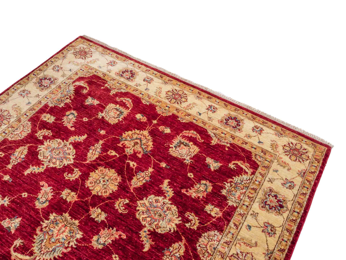 Quadratischer, handgeknüpfter Ziegler Farahan Orientteppich von Khademi aus Wolle, rot, beige. Klassisch-traditionell von Hand geknüpft in Afghanistan. Größe: 160 cm x 155 cm. Teppichnummer: SB3-1136 | Jupiter Intl.