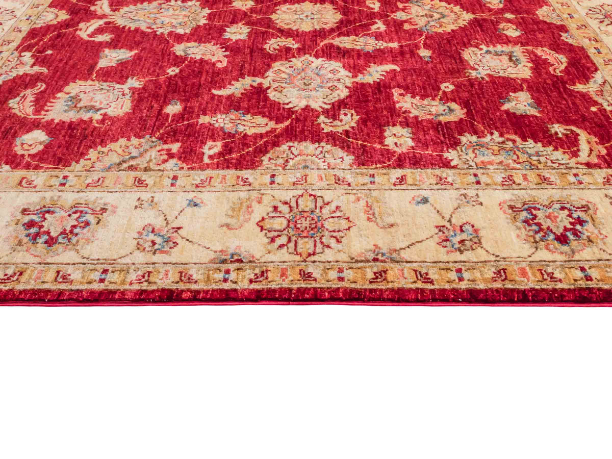 Quadratischer, handgeknüpfter Ziegler Farahan Orientteppich von Khademi aus Wolle, rot, beige. Klassisch-traditionell von Hand geknüpft in Afghanistan. Größe: 160 cm x 155 cm. Teppichnummer: SB3-1136 | Jupiter Intl.