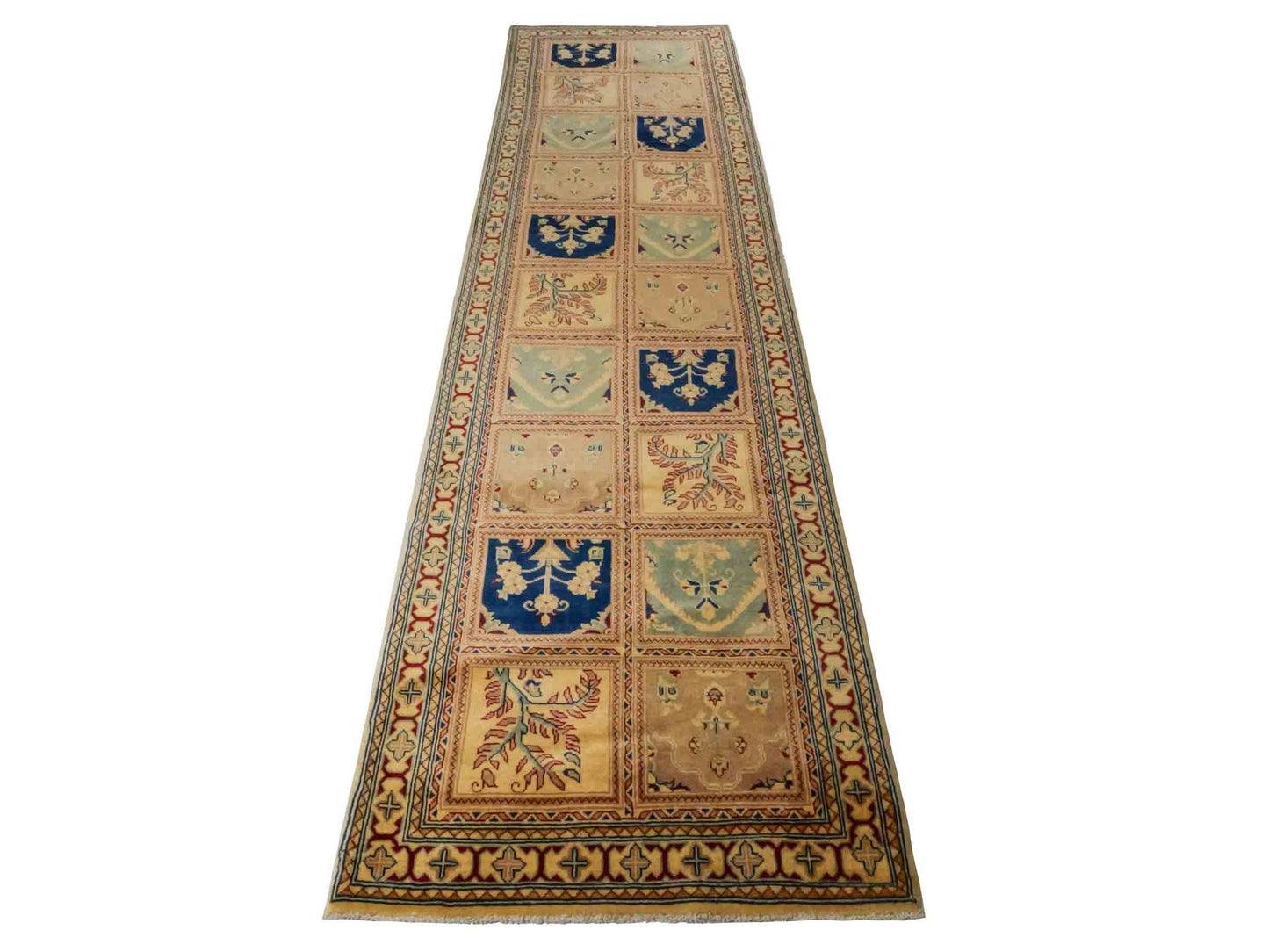Handgeknüpfter Ziegler Hereke Läufer-Orientteppich von Khademi aus Wolle, golden. Klassisches Feldmuster. Von Hand geknüpft in Afghanistan. Größe: 315 cm x 81 cm. Teppichnummer: RB3-1005. Verkauf durch Jupiter Intl.
