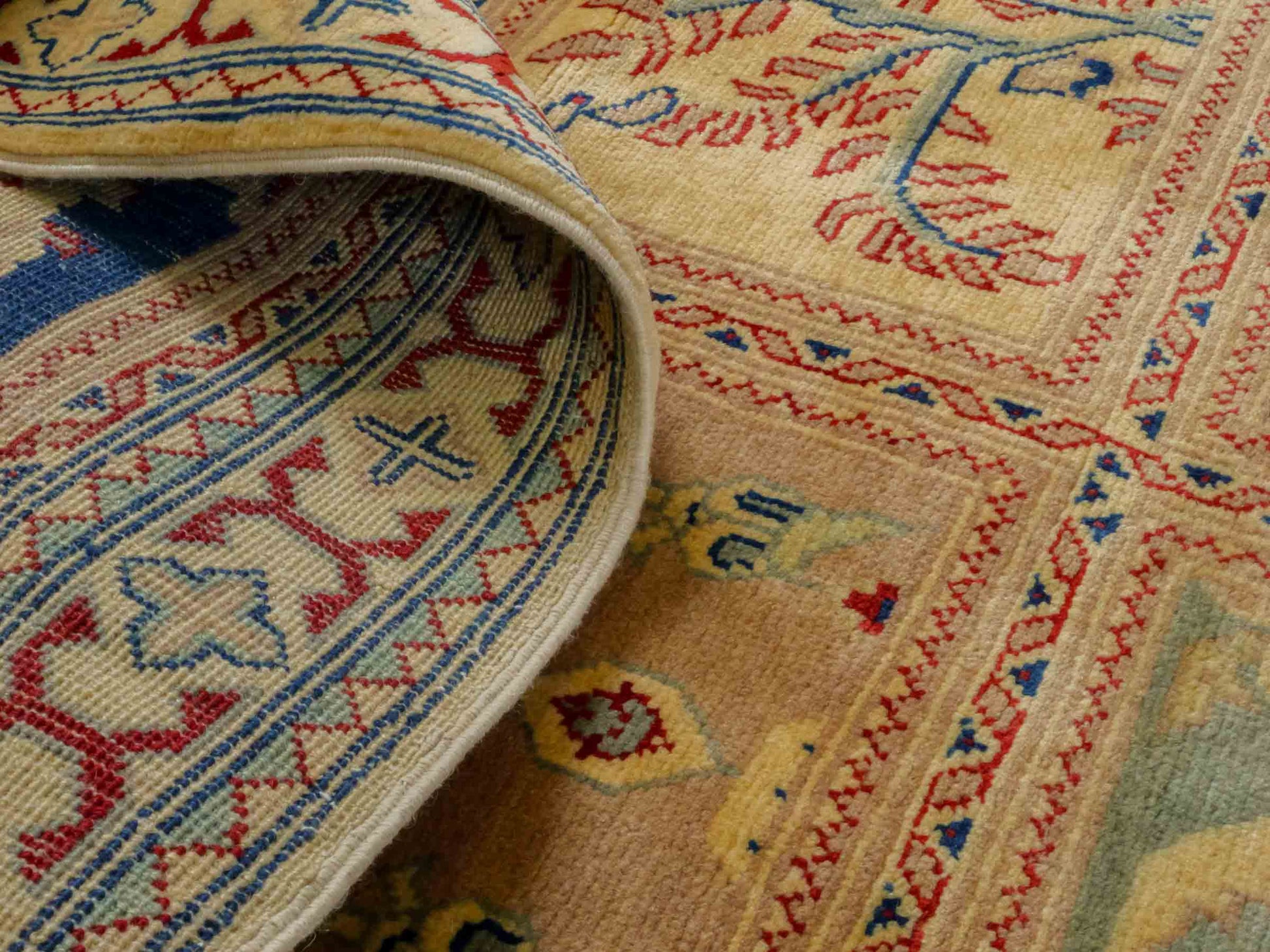 Handgeknüpfter Ziegler Hereke Läufer-Orientteppich von Khademi aus Wolle, golden. Klassisches Feldmuster. Von Hand geknüpft in Afghanistan. Größe: 315 cm x 81 cm. Teppichnummer: RB3-1005. Verkauf durch Jupiter Intl.