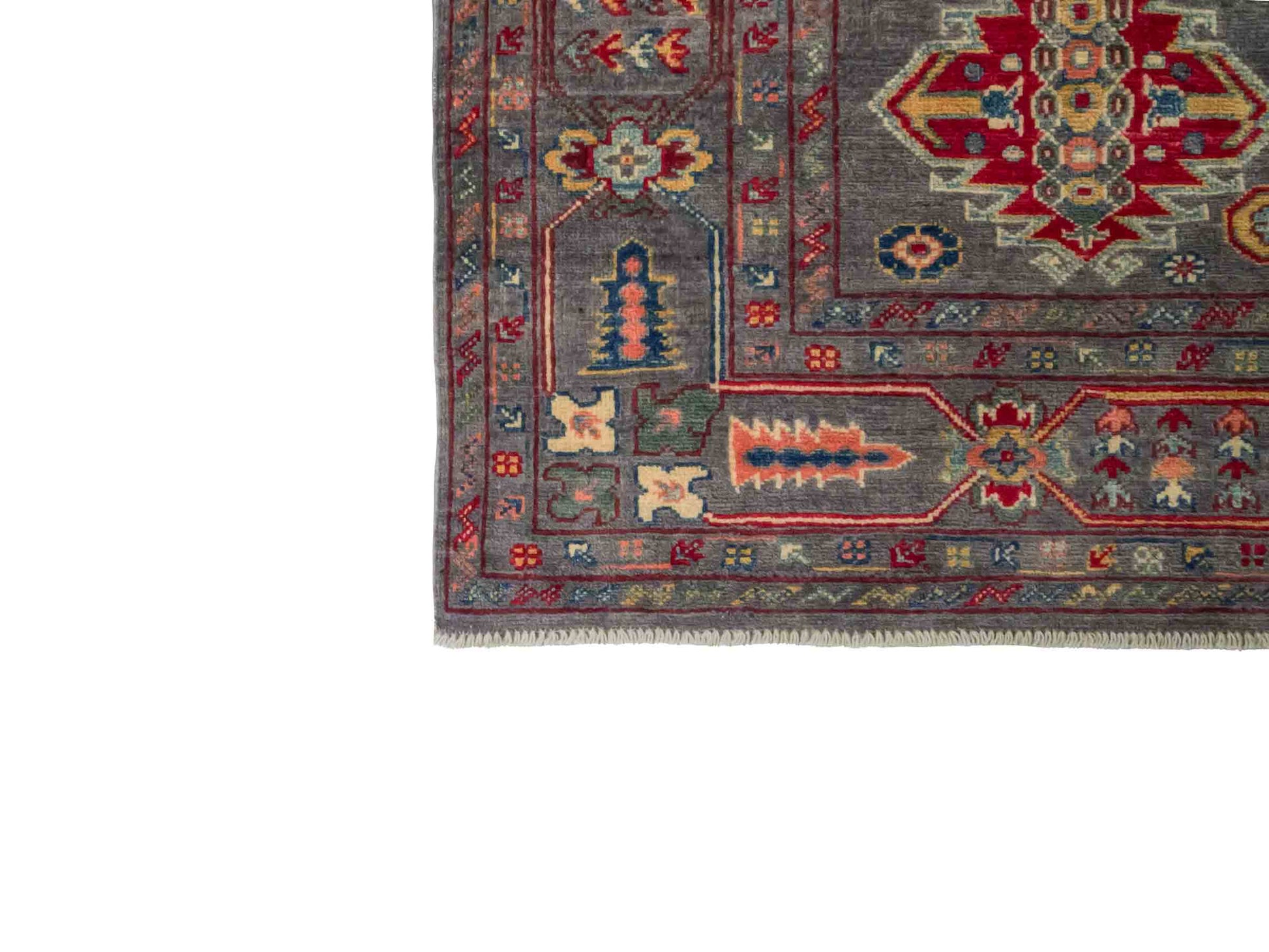 Handgeknüpfter Ziegler Kazak Orientteppich von Khademi aus Wolle, grau. Klassisches Design. Von Hand geknüpft in Afghanistan. Größe: 222 cm x 166 cm. Teppichnummer: RB3-1065. Verkauf durch Jupiter Intl.