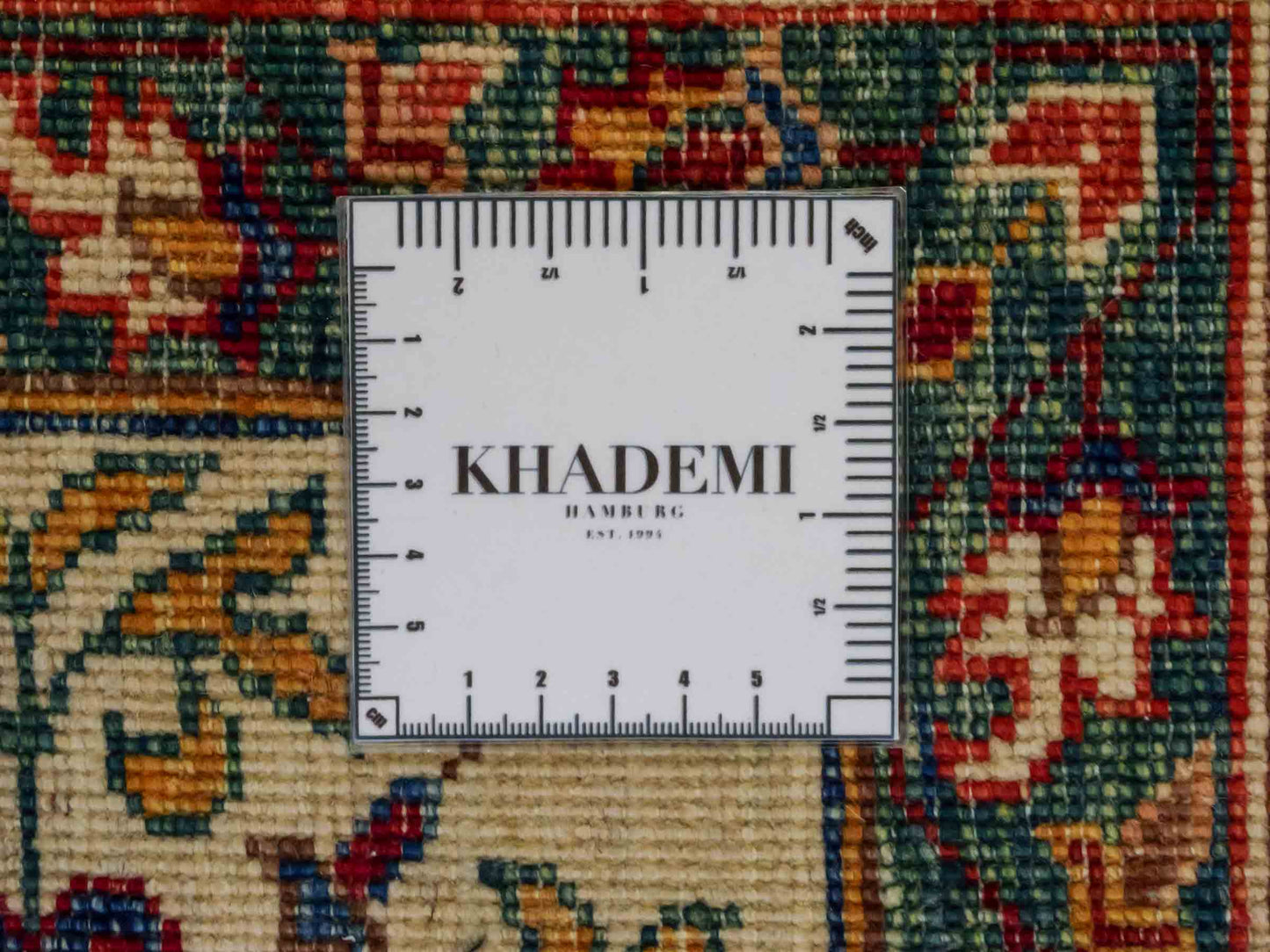 Handgeknüpfter Ziegler Mamluk Orientteppich von Khademi aus Wolle, rot. Klassisches, geometrisches Medaillon-Design. Traditionell von Hand geknüpft in Afghanistan. Größe: 373 cm x 277 cm. Teppichnummer: RB3-1017. Verkauf durch Jupiter Intl.