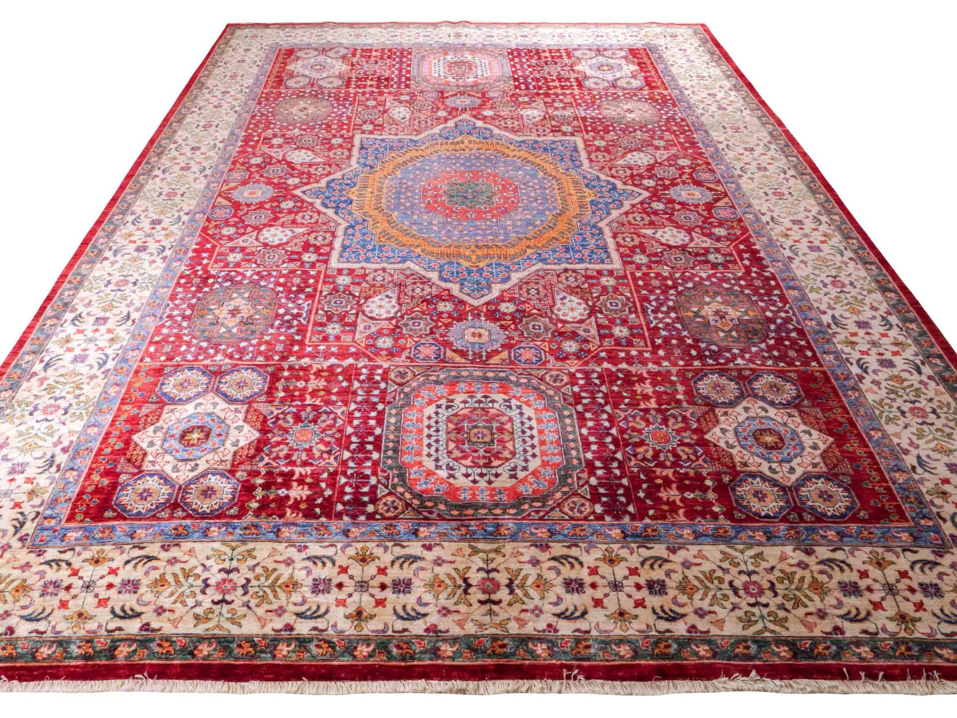 Handgeknüpfter Ziegler Mamluk Orientteppich von Khademi aus Wolle, rot. Klassisches, geometrisches Medaillon-Design. Traditionell von Hand geknüpft in Afghanistan. Größe: 373 cm x 277 cm. Teppichnummer: RB3-1017. Verkauf durch Jupiter Intl.